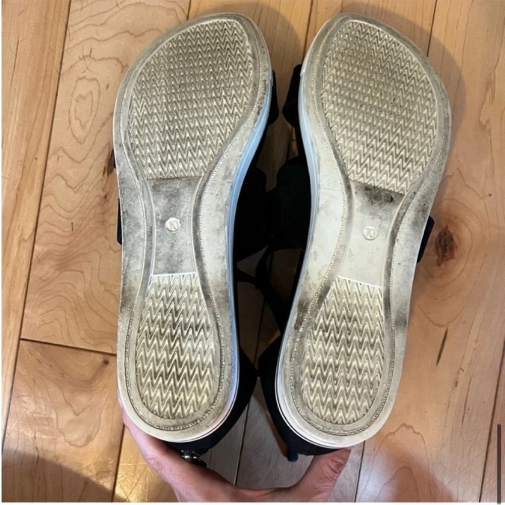 Eileen Fisher Skill Tumbled Nubuck Black Sneaker Sandals size ten (10)